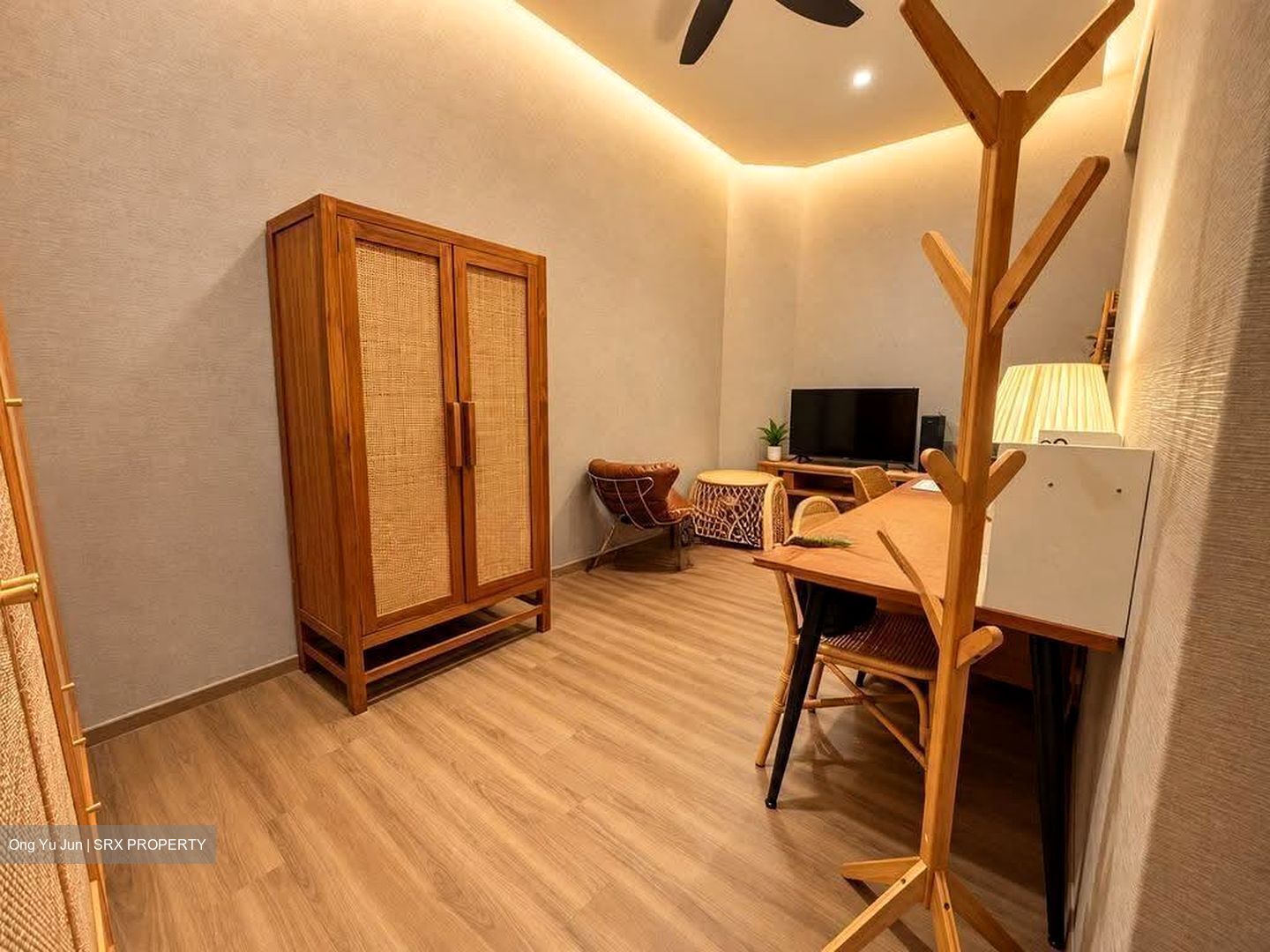 Seasons Park (D26), Condominium #631189041